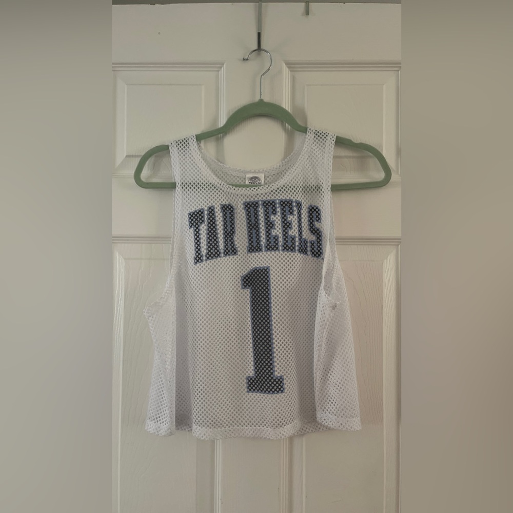 Cropped UNC basketball jersey